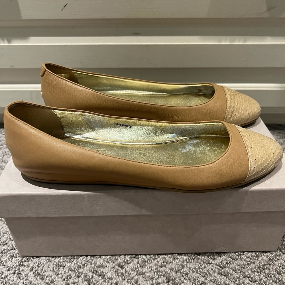 Jimmy Choo ballerina flat. Size 39 nude